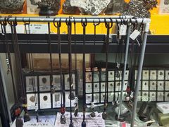 -志强陨石馆(双季花艺店)