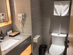 -全季酒店(北京南锣鼓巷安定门地铁站店)