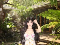 -Chom Cafe and Restaurant