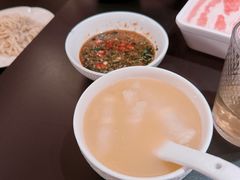 -鲜入唯煮·港式海鲜牛肉火锅(金宝街店)