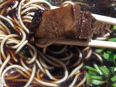 -小龙大肉面馆