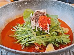 -喇喇排骨火锅·传统韩式脊骨汤(望京西园总店)