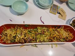-嗨辣小聚·盘锦河蟹·海鲜烧烤龙虾(盘锦十年好店)