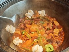 -山河屯铁锅炖鲜鹅·东北菜(开发区一店)