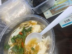 豆腐汤-花悦豆香