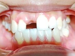 -联合口腔(西环诊所)