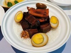元宝目鱼红烧肉-屋里厢上海菜馆