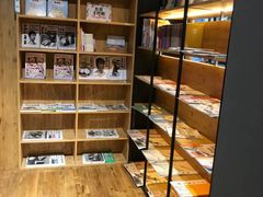 -新华书店(解放中路店)