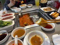 -海底捞火锅(新松江路生日主题店)