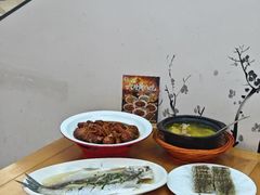 -品鲜村农家菜·阳澄湖大闸蟹(总店)