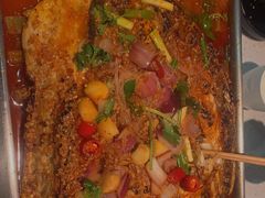 -鸣记脆皮烤鱼(岐山路店)