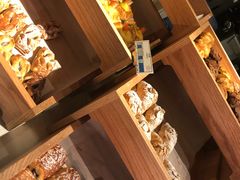 -上海滴水湖皇冠假日酒店