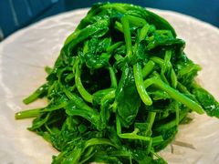 清炒豌豆尖-麻六记(凤凰汇店)