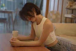 -侨治发型