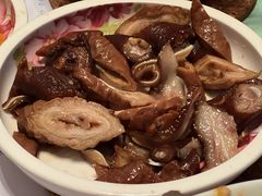 卤肥肠-老鼎万春卤菜(五代传承创始老店)
