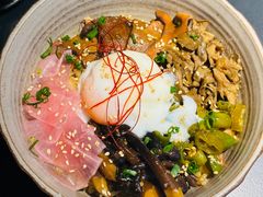 -Ameigo梅果·云贵川bistro(长宁来福士店)