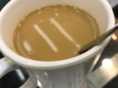 热咖啡-义顺牛奶公司(庇利金街店)