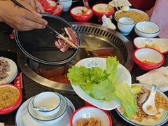 -醉董牛川派鲜肉自选火锅(烟台店)