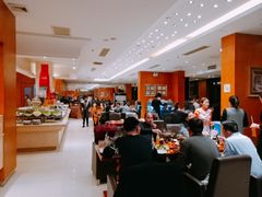大堂-长安先导国际创新人才交流中心·地中海餐厅·潮汕牛肉火锅·欧陆花园烧烤