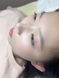 -爱美睫美甲会馆