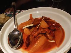 萝卜炖牛肉-海派悦庭·海胆烧麦·新融合菜(凯德广场店)