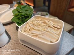 -菌自在·云南野生菌火锅(长安万达店)