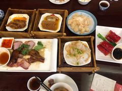 -彩景大酒楼(万泰新天地店)