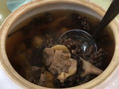 -鹏城人家海鲜酒家·23年老字号(较场尾店)