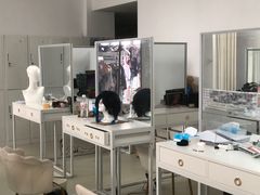 -米游妙妙屋cosplay换装自拍摄影体验馆