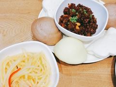 -三好食堂(煎饺·馄饨·肉饼米线·盛世广场店)