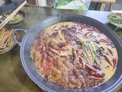 -黄潇洒老火锅(九眼桥宏济巷店)