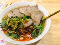 花溪牛肉粉-贵凤凰贵州米粉(五道口店)