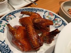 脆皮乳鸽-新荣记(西溪湿地店)