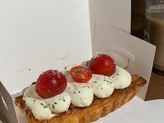 -鹿里烘焙LulyBaking(东二环泰禾广场店)