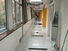 -西安小天鹅艺术团(曲江Alice店)