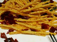 -鱼鲜饭香·招牌汽锅剁椒鱼头王