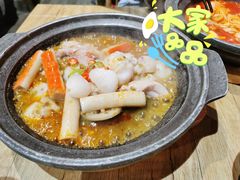 -极有家小鱼小鸡石锅煲(佳兆业店)