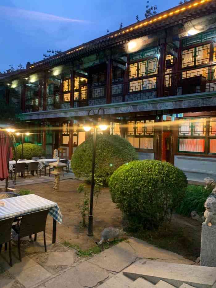 羲和雅居-"菜都很精致!烤鸭别具风味!带外国友人来吃.