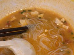 -粉小主·贵州酸汤牛肉粉(南京仙林金鹰店)