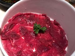 鲜牛肉-左庭右院鲜牛肉火锅(龙湖杭州滨江天街店)