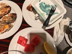 -广州万富希尔顿酒店·感趣自助餐厅·金秋蟹宴生蚝海鲜刺身烧烤