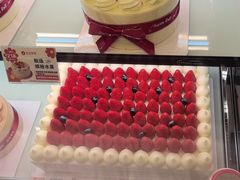 -花花卷卷·鲜食蛋糕(泉屋店)
