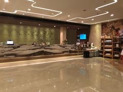 -西安大雁塔科技大学地铁站亚朵酒店