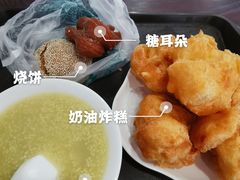 -聚德华天护国寺小吃(甜水园店)