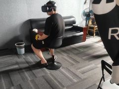 -VR 间客漫·PS电玩·虚拟现实包间游戏电竞(街道口店)