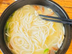 -桥香园过桥米线(火车站店)