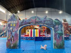 -嘿哟动霸CHUA·新潮玩运动娱乐中心·蹦床滑冰团建乐园