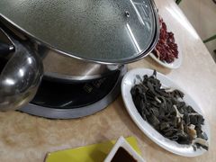 -华威达牛庄(黄埔大道西店)