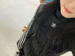 -冰纷万象滑冰场(南山万象天地店)