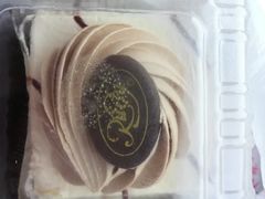 -红宝石·鲜奶小方·海派西点房(南丹店)